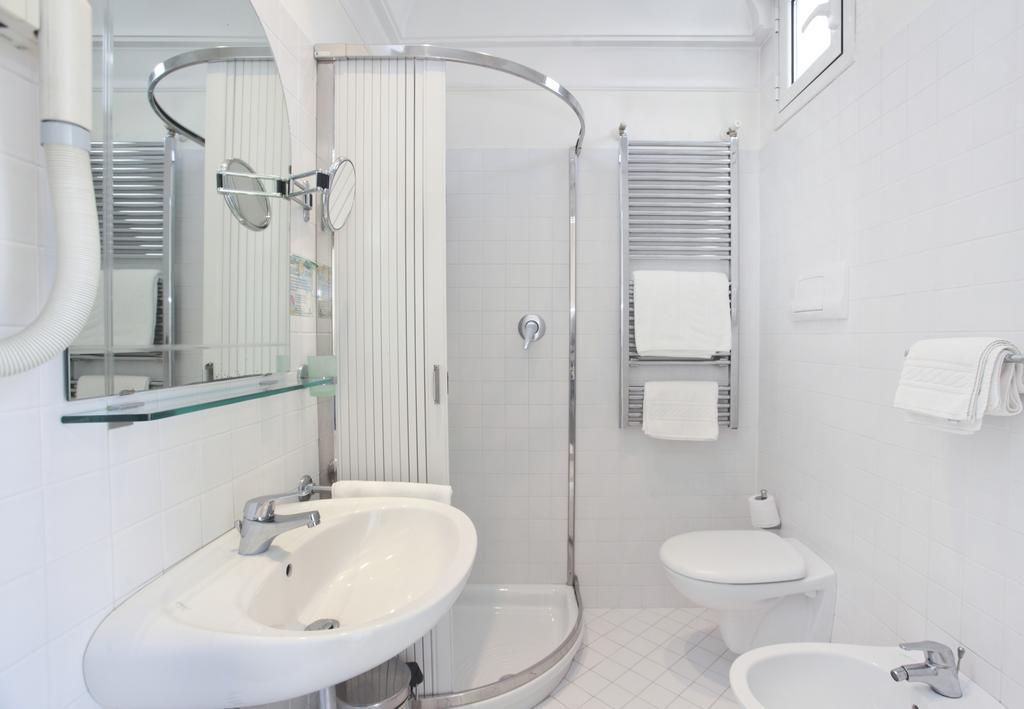 Hotel Nautilus Riccione Zimmer foto