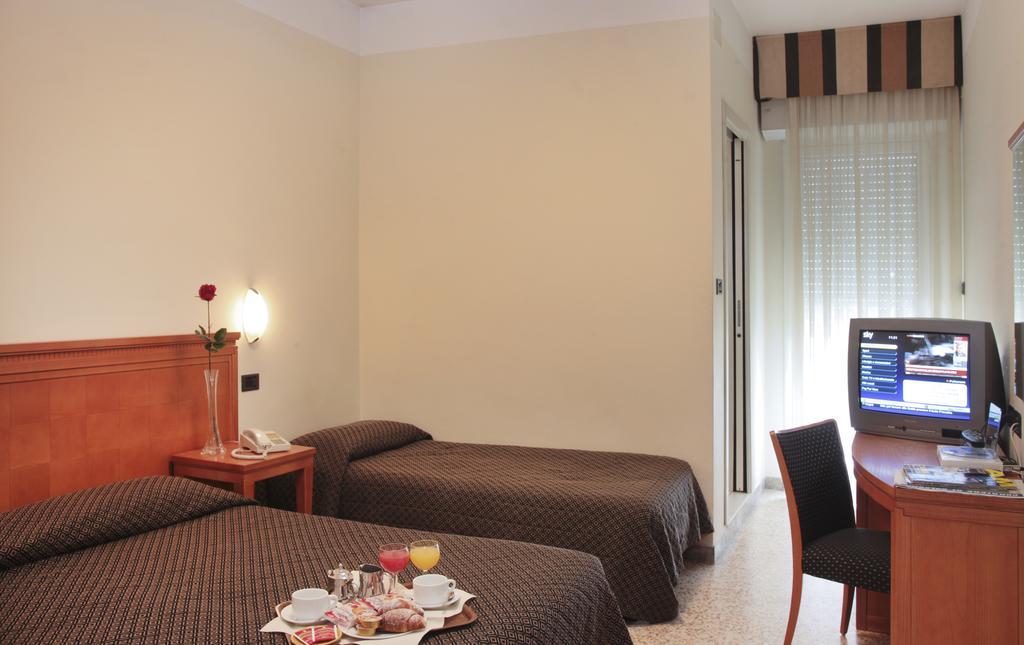Hotel Nautilus Riccione Zimmer foto